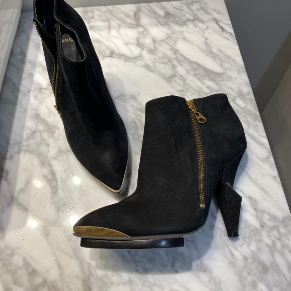 Ankle boots